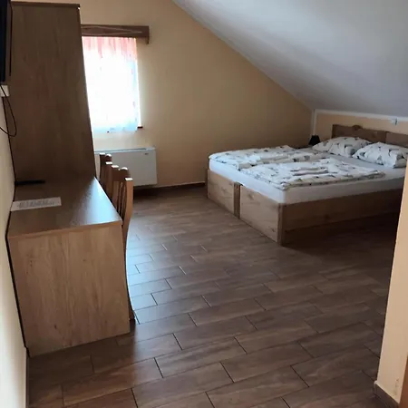 Posestvo Rozengrunt Pri Mihelicu * Lokavec (Sveta Ana)