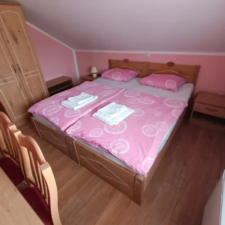 Posestvo Rozengrunt Pri Mihelicu Farm stay Lokavec (Sveta Ana)