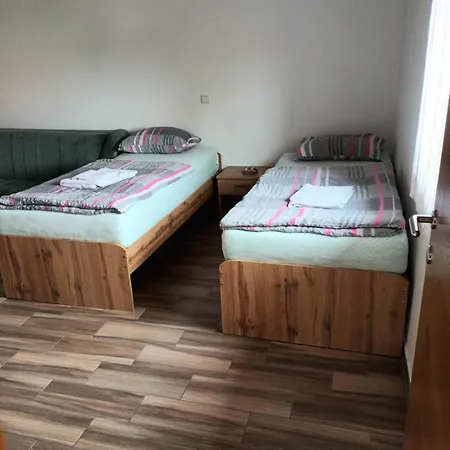 Feriegård Posestvo Rozengrunt Pri Mihelicu
