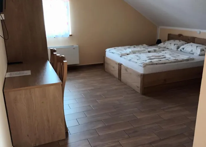 Posestvo Rozengrunt Pri Mihelicu * Lokavec (Sveta Ana)